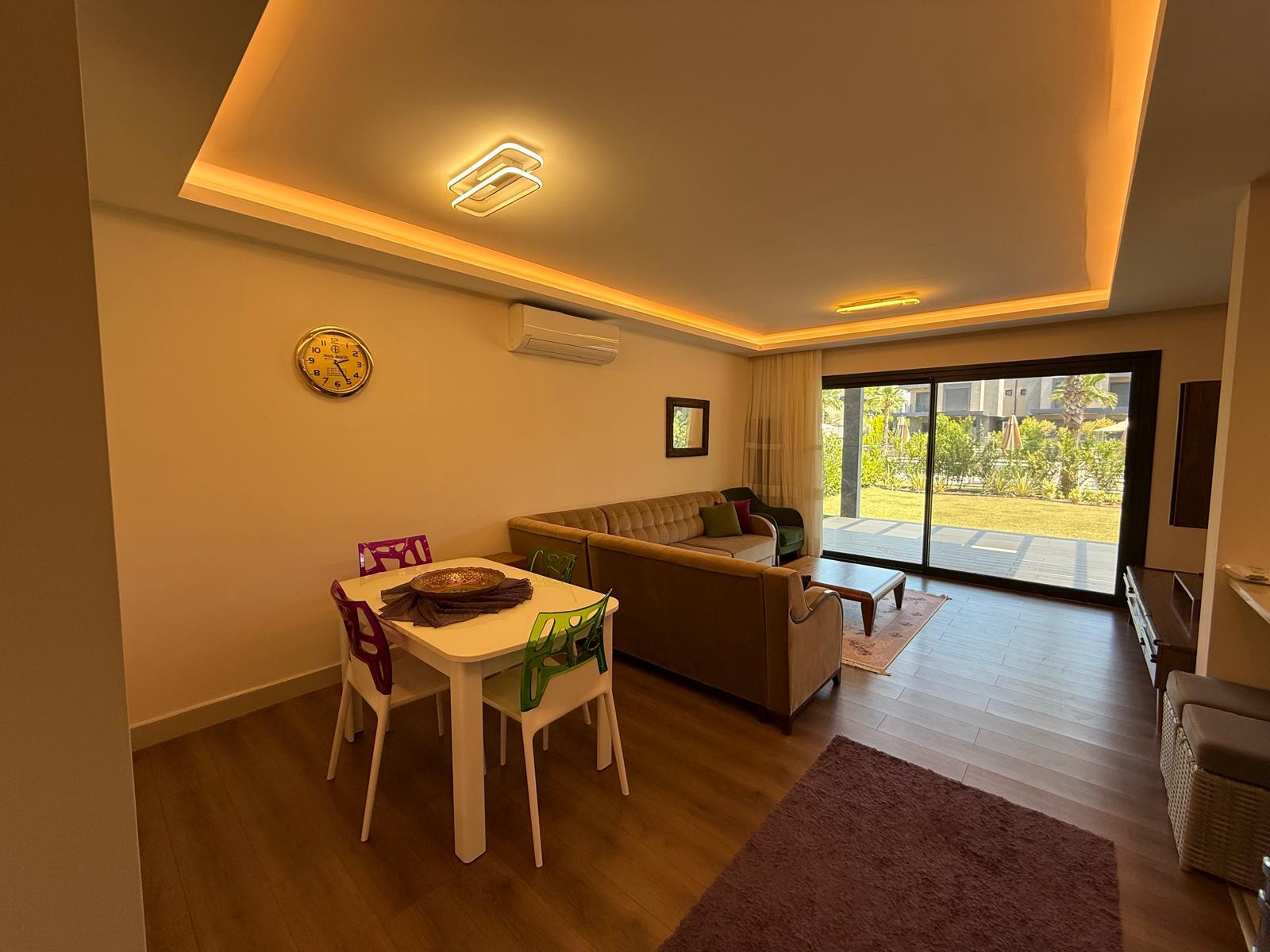 portfoy-galeri-aydin-kusadasi-sogucak-ta-ultra-luks-4-1-havuzlu-villa