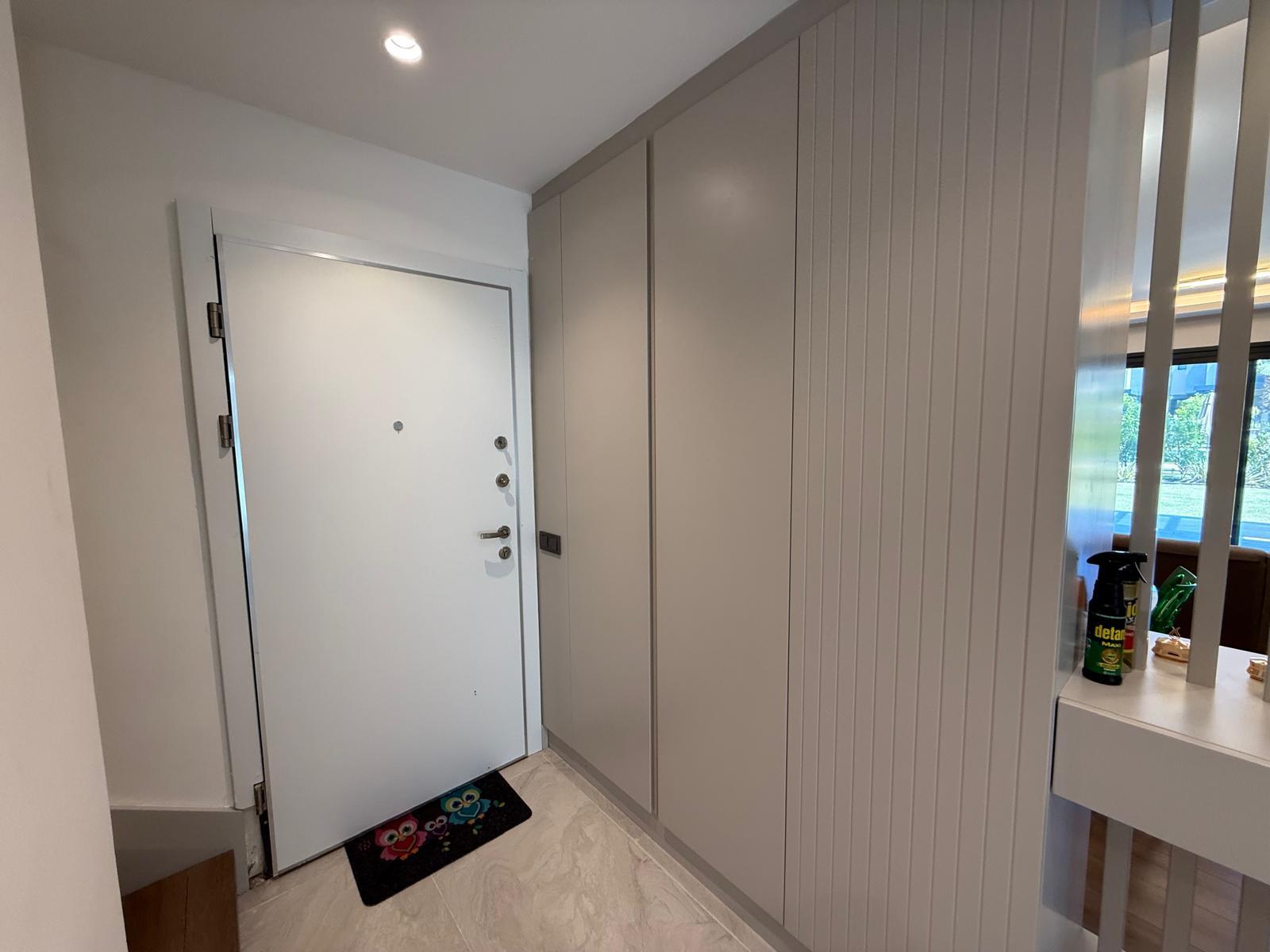 portfoy-galeri-aydin-kusadasi-sogucak-ta-ultra-luks-4-1-havuzlu-villa